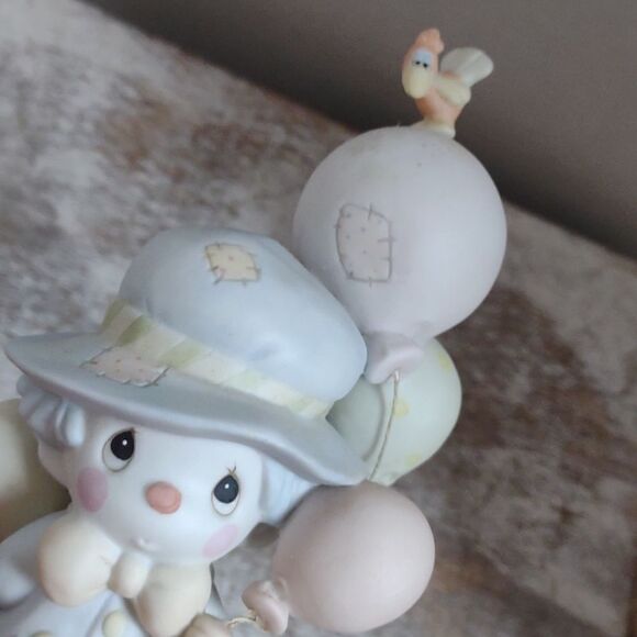 👍Rare New precious Moments porcelain clown figurine I Get a Bang Out of You. C2 - Picture 2 of 5